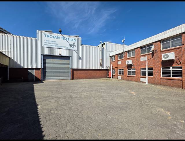 3,168M² WAREHOUSE FOR SALE IN SELBY
